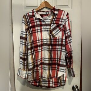Hollister Red and Brown Plaid Shirt